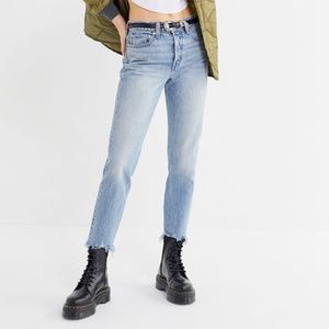 Levis Wedgie Icon Frayed Hem 27"